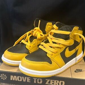 Jordan 1 Mid